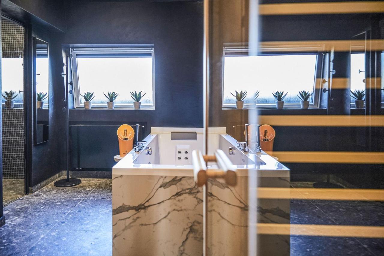 Hotel Oniro - Luxury Rooms & Wellness Suites (Adults Only) Турне Экстерьер фото